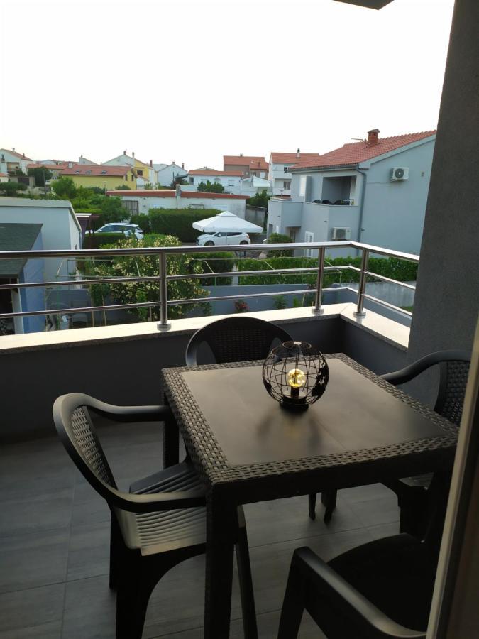 Apartmani Mira Nin Exterior foto